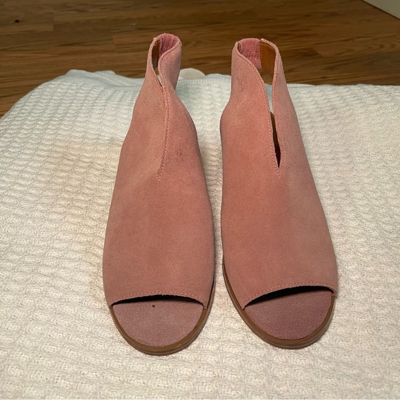 Lucky Brand Pink Suede Mules with Chunky Heel - Picture 7 of 14